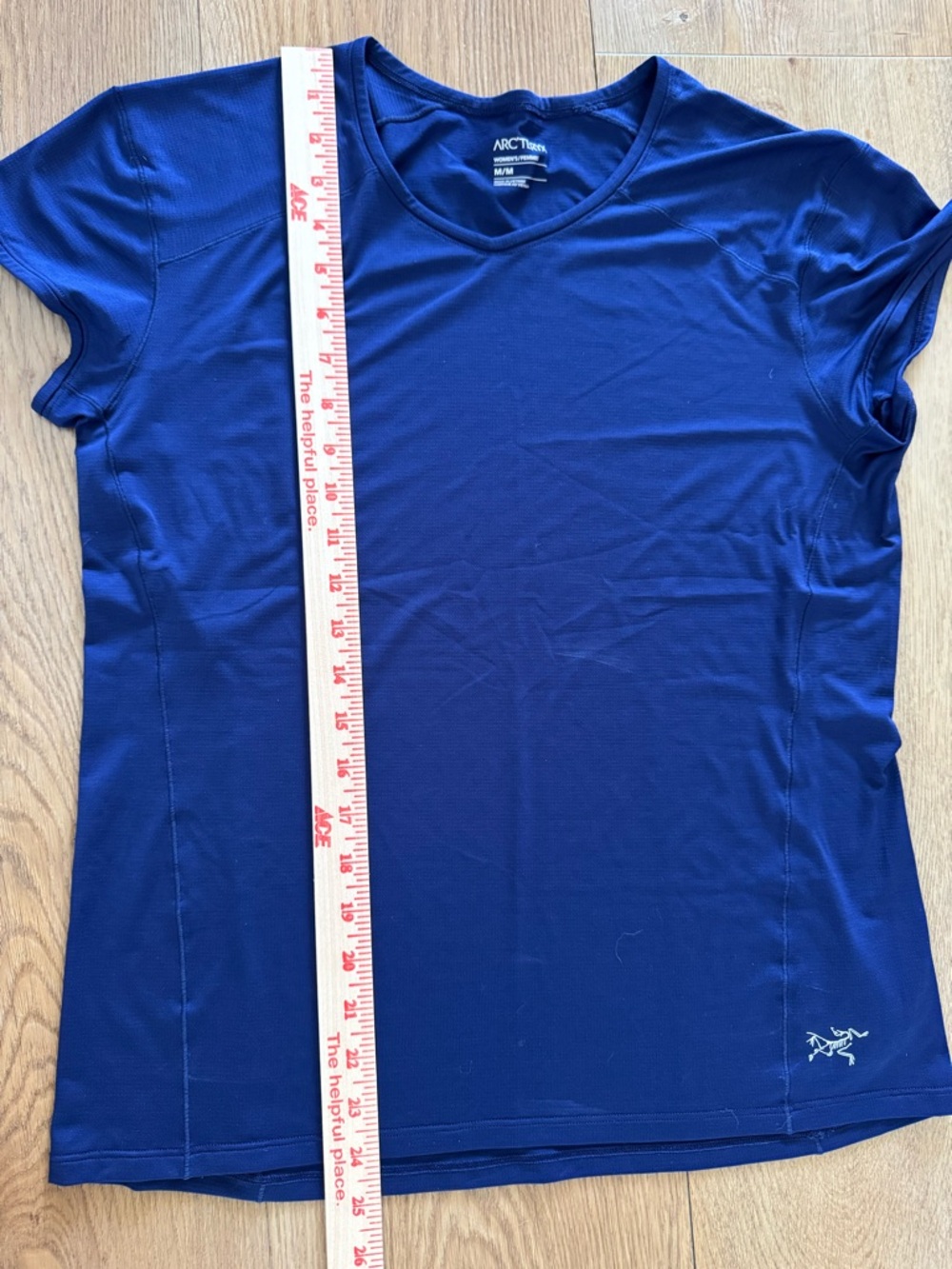 Arc'teryx Short Sleeve Shirt Navy Blue Medium V Neck Lightweight - Picture 3 of 6